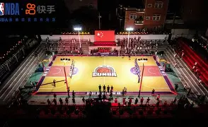 包含篮球赛场再起风云：天山青龙队险胜天山火狐队，赛场气氛火爆技战术储备厚实的词条