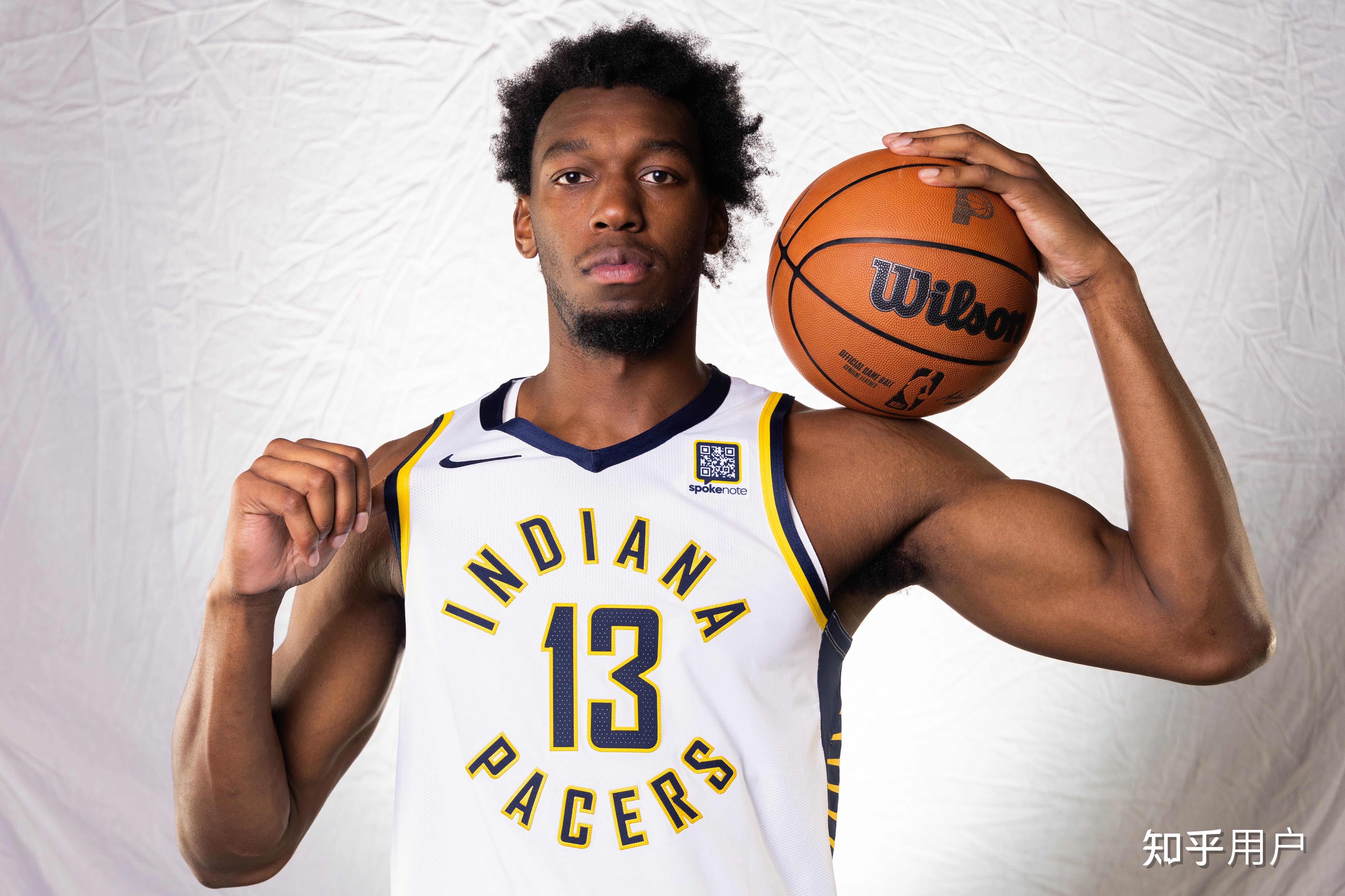 转会期印第安纳步行者调整名单以备NBA季后赛，单刀错失环节打磨，更衣室稳定，控场能力成焦点的简单介绍