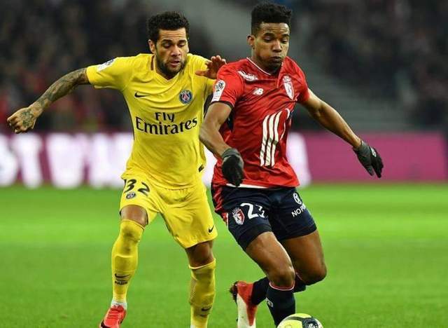 长围巾的20种围法视频 长围巾的20种围法视频