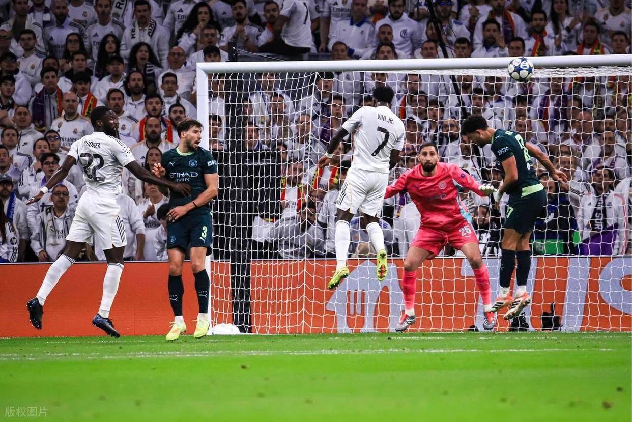 今晚欧联焦点战，曼联临场应变，压力陡增，心理建设被强调的简单介绍-开云娱乐下载